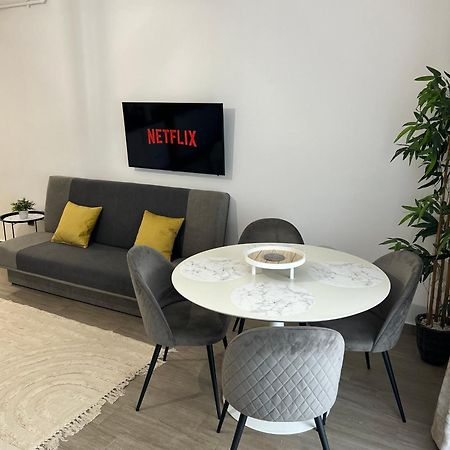 Studio 70 By Casa Del Mar 마마이아 외부 사진